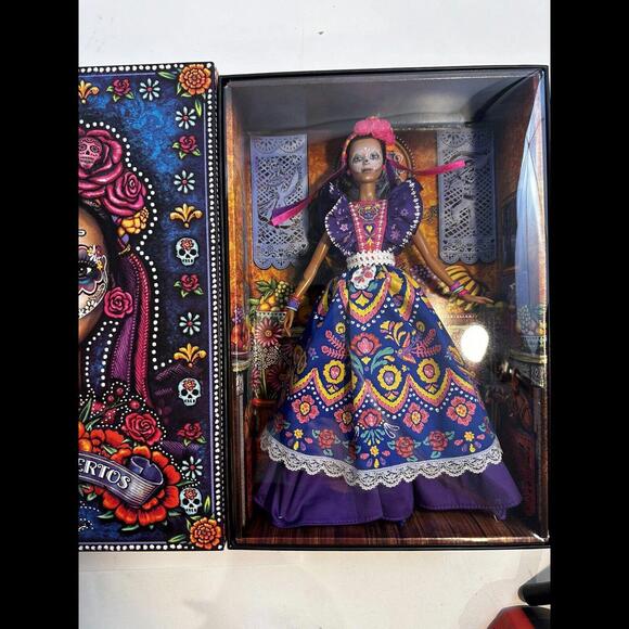 Barbie Dia De Los Muertos 2022 Day of The Dead Doll Calavera Face Collectible - Picture 2 of 9